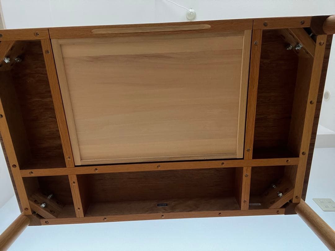 IDEE STILT TABLE 1000 スティルト テーブル