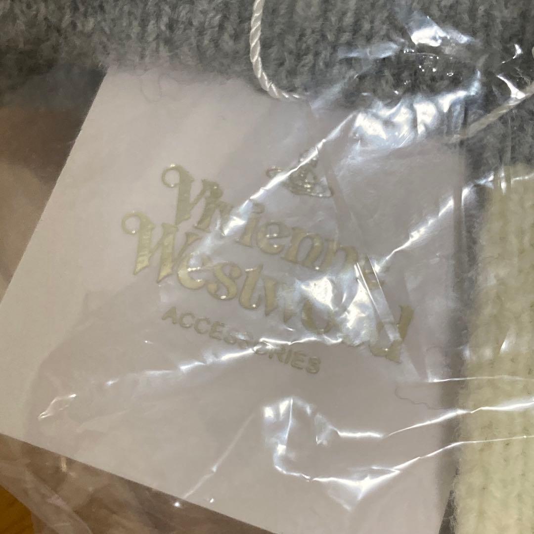 VivienneWestwood ORBフラップ付ワッチ ニット帽