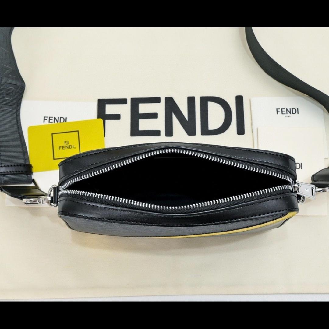 極美品Fendiショルダーバッグ ブラック イエロー