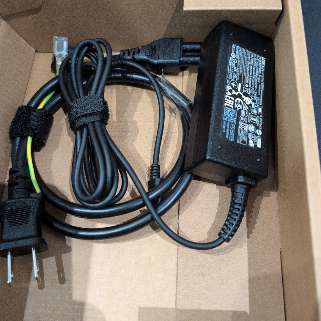 Chromebook　C214MA 登録のみほぼ未使用品 J