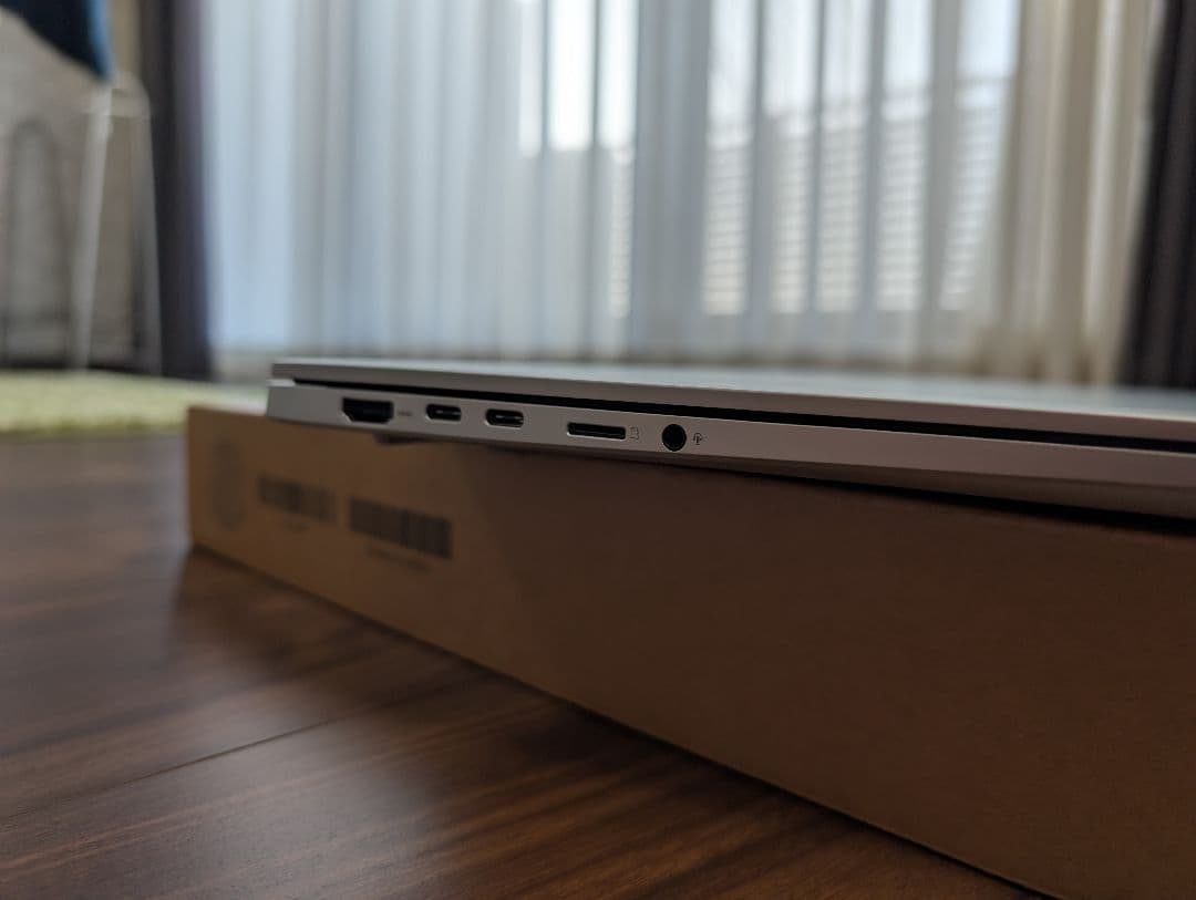 Windowsノート本体 ASUS Vivobook S 15 Copilot+PC 16GB 512GB