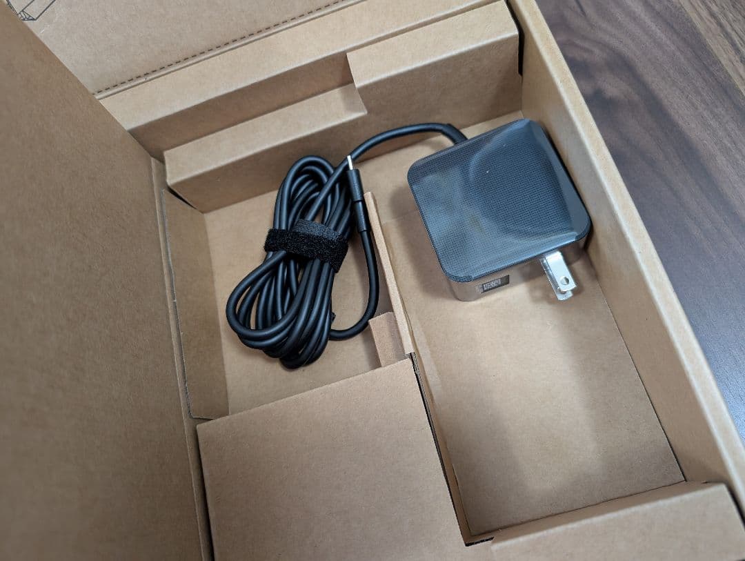 Windowsノート本体 ASUS Vivobook S 15 Copilot+PC 16GB 512GB