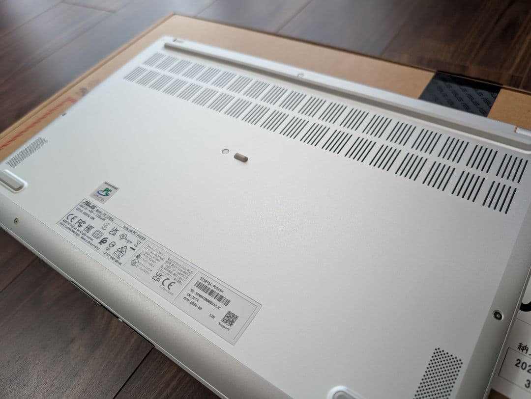 Windowsノート本体 ASUS Vivobook S 15 Copilot+PC 16GB 512GB