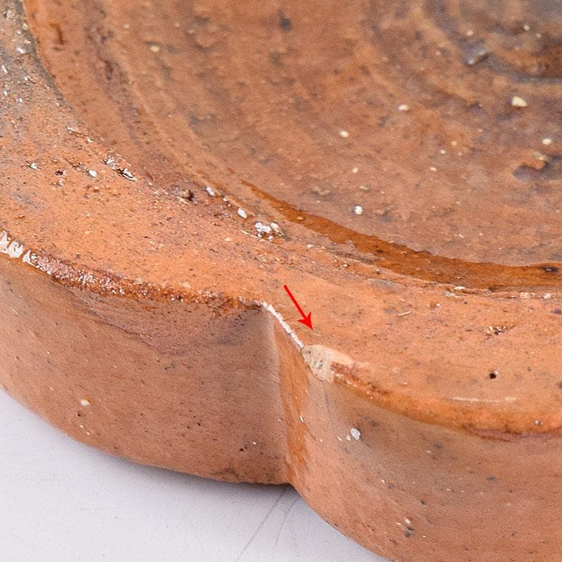 茶道具　大樋焼　九代　大樋長左衛門作　飴釉　捻梅香合　共箱　V　8334