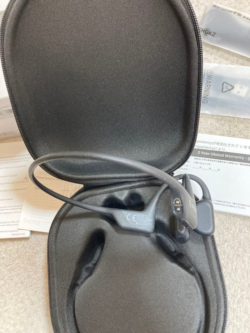 Shokz OPENRUN PRO 骨伝導イヤホン　付属品完備