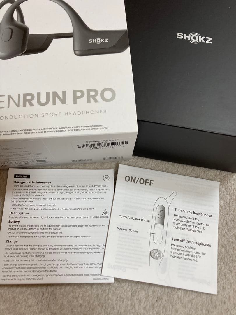 Shokz OPENRUN PRO 骨伝導イヤホン　付属品完備