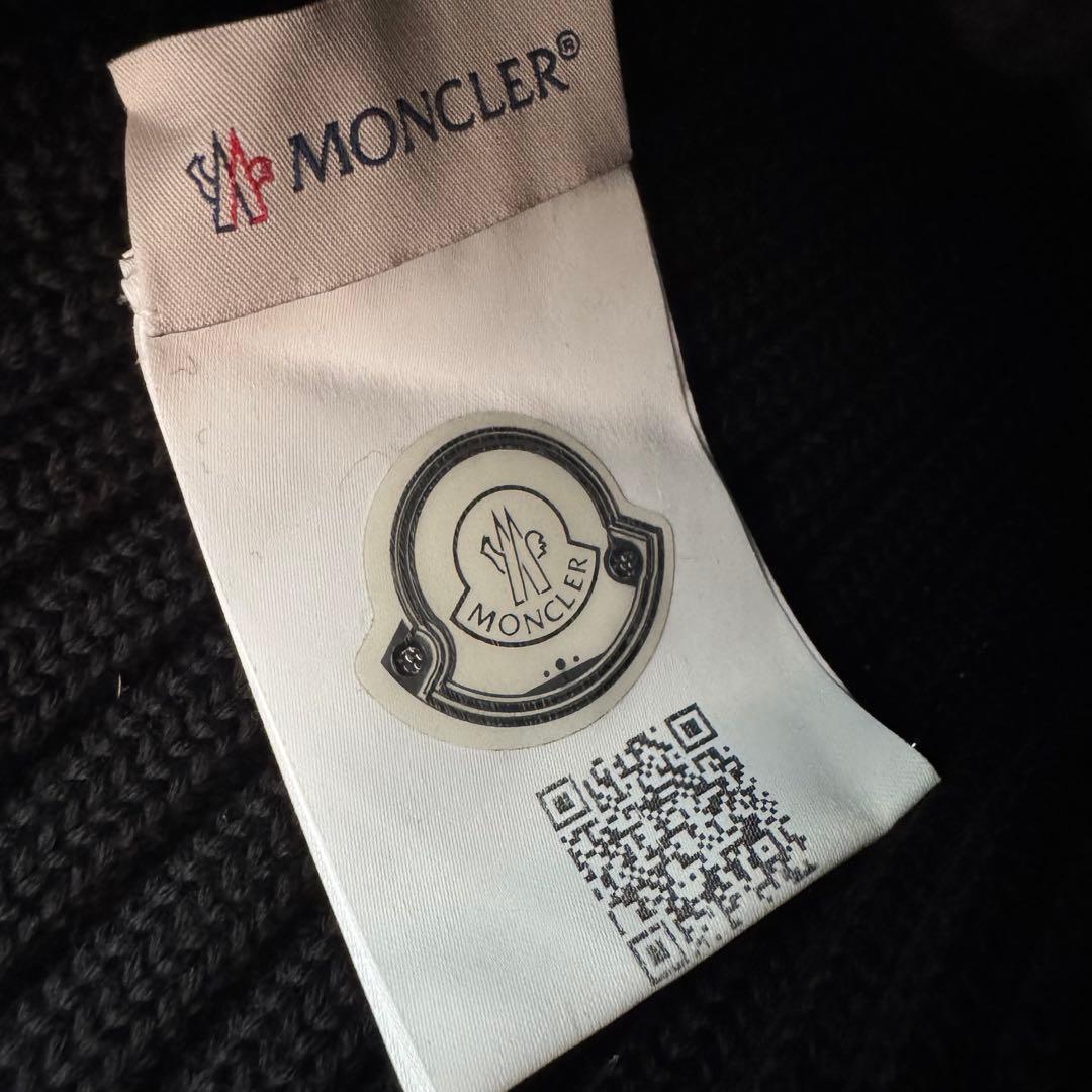 ●未使用品 タグなし● モンクレール　ポンポン付き黒ニット帽