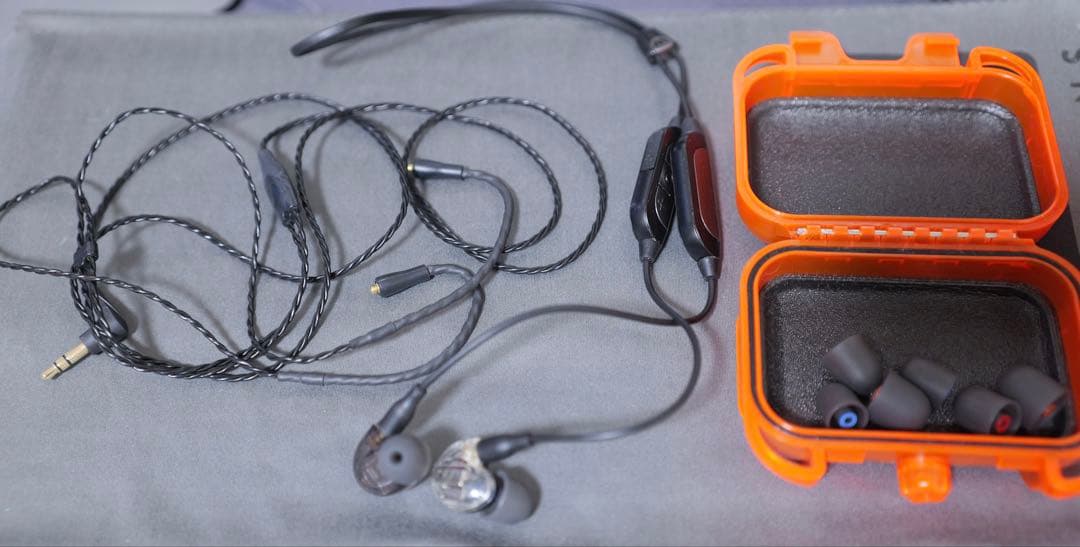 Westone UM PRO 20 MMCX Bluetoothイヤホン