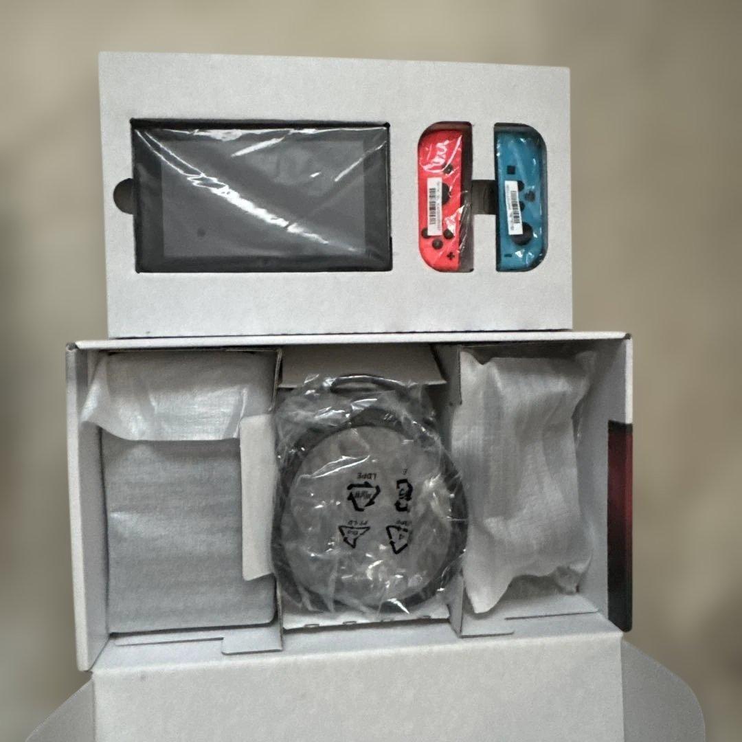 Nintendo Switch 本体 ジョイコンスプラトゥーンプロコン付き