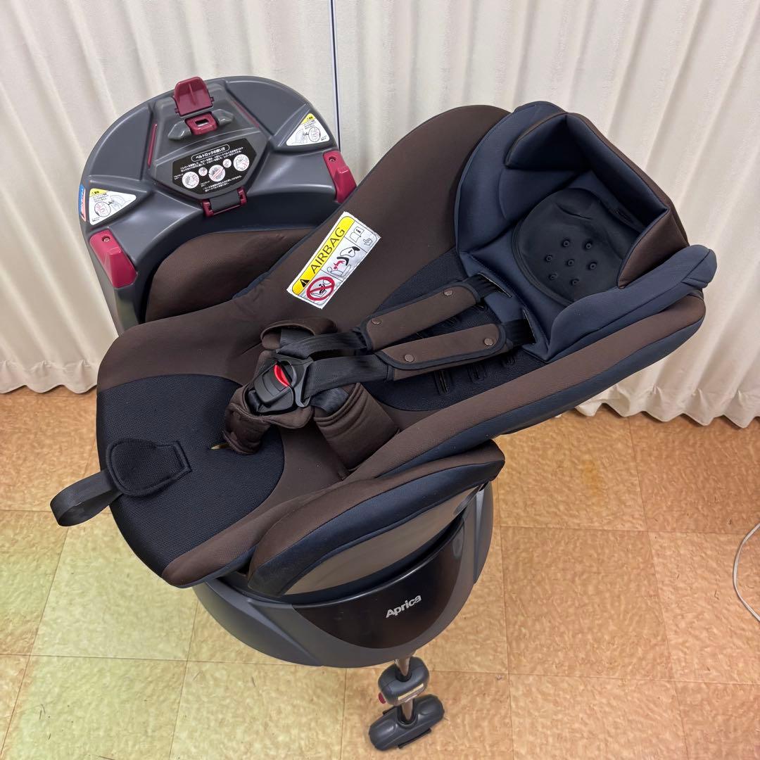 極上クリーニング済☆綺麗☆　新生児OK　アップリカ　ディアターンプラス　ブラウン