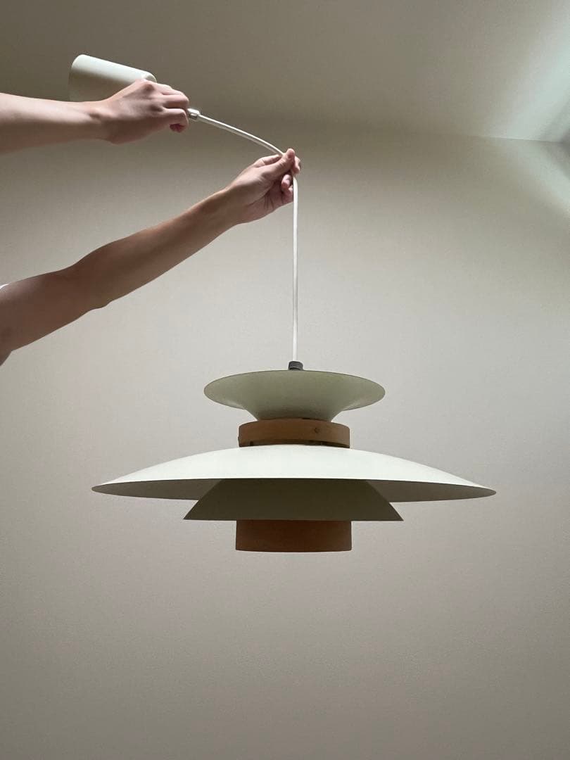 インターフォルム　ペンダントライト