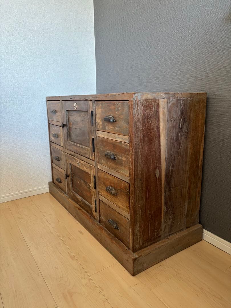 アンティーク風木製キャビネット ACME Furniture