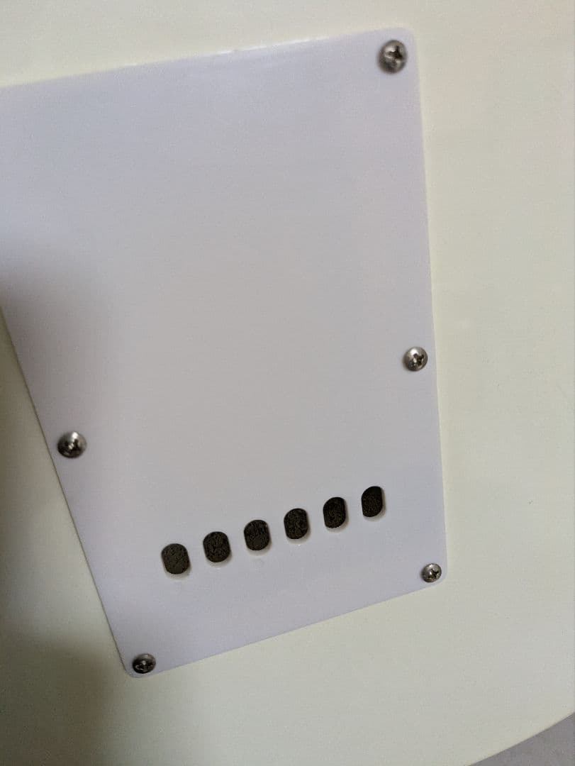 Bacchus 　エレキギター　バッカス　ストラト　レフティ　左利き　ホワイト