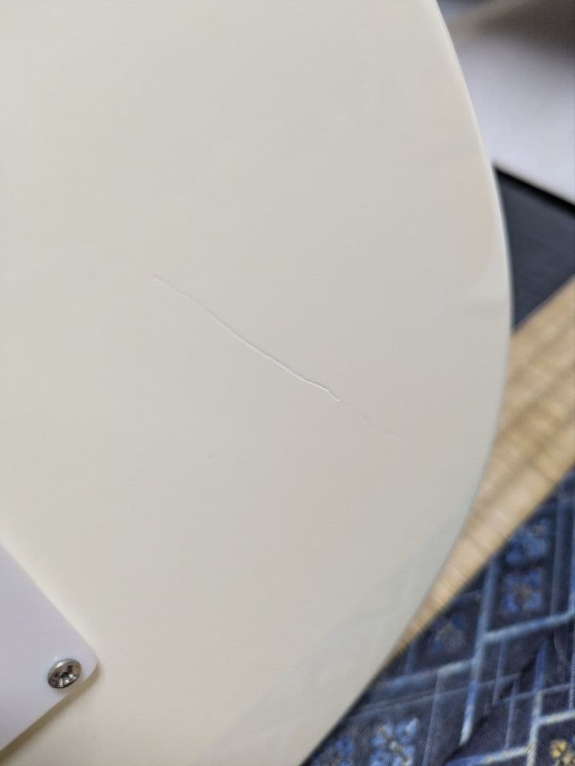 Bacchus 　エレキギター　バッカス　ストラト　レフティ　左利き　ホワイト