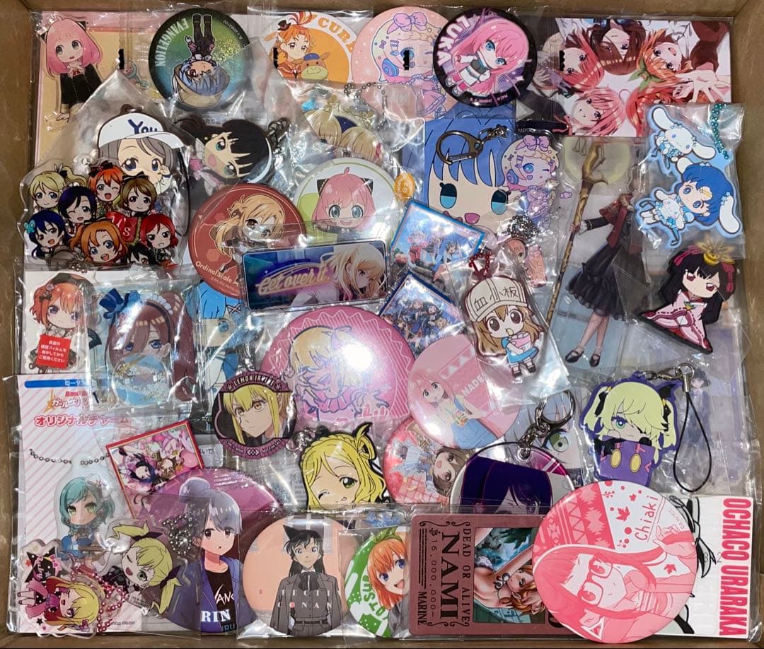 美少女 女 キャラクターグッズ 800点 まとめ売り アニメ 漫画 ゲーム