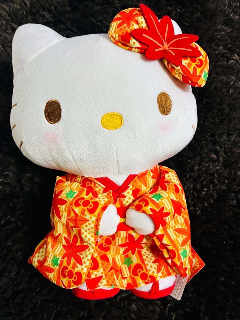 稀少　レトロ　ハローキティ 紅葉柄 着物 ぬいぐるみ M 30cm 脚にサンダル