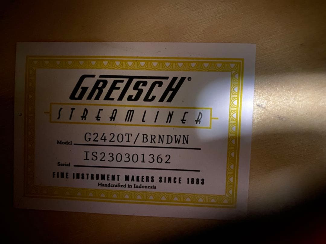 GRETSCH G2420T　純正ハードケース付き