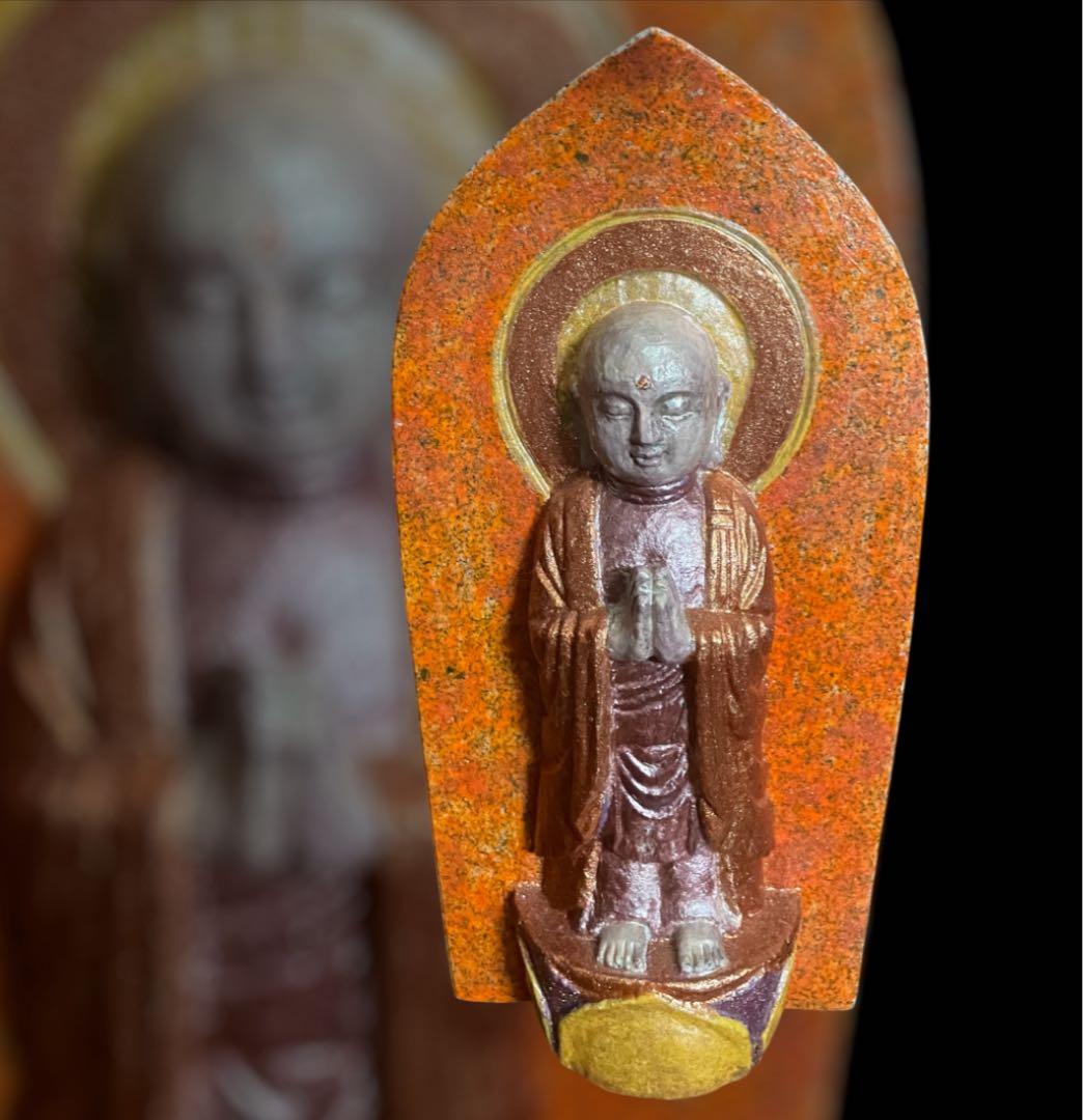 手彩色御影石地蔵像 — 穏やかで優しい表情の30cm手作業彩色