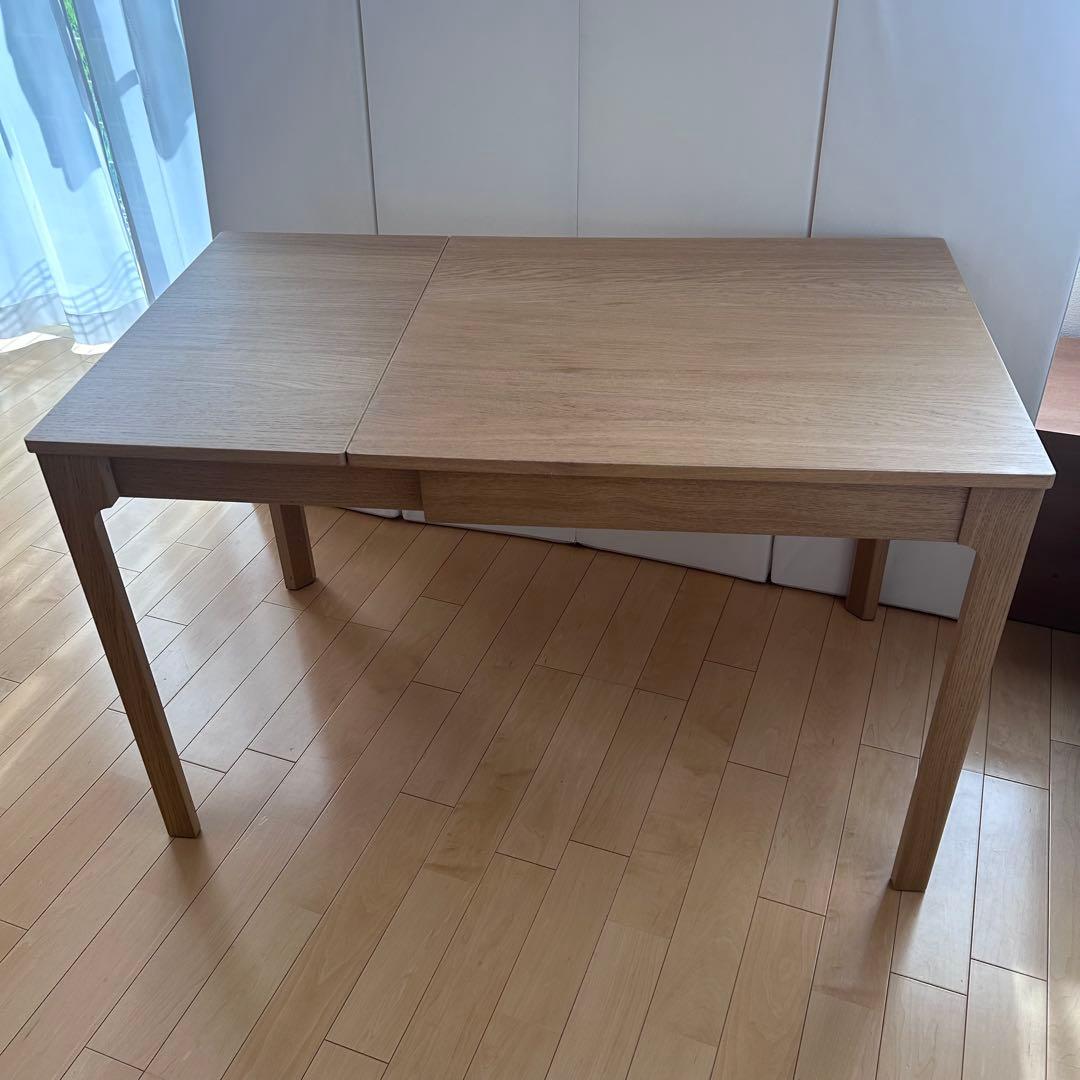 IKEA EKEDALEN 伸長式テーブル W80〜120オーク無垢材 イケア