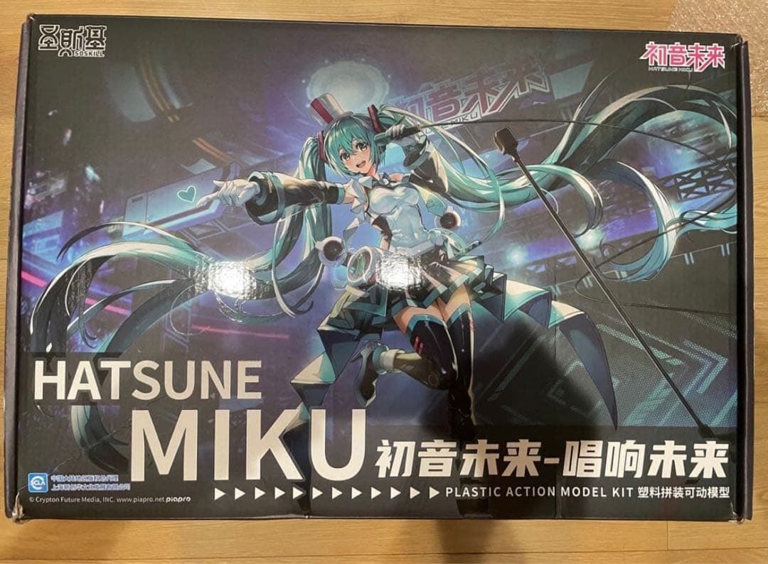海外限定　初音ミク　フィギュア　プラモデル