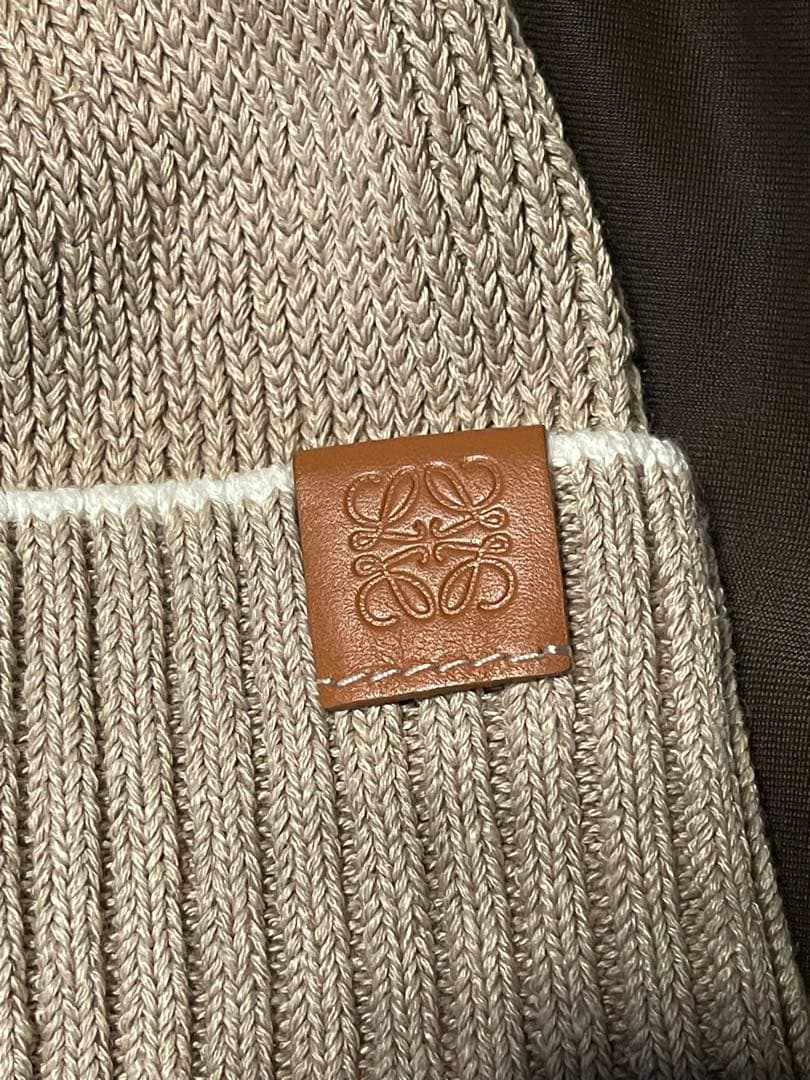 ロエベ　ビーニー　ニット帽