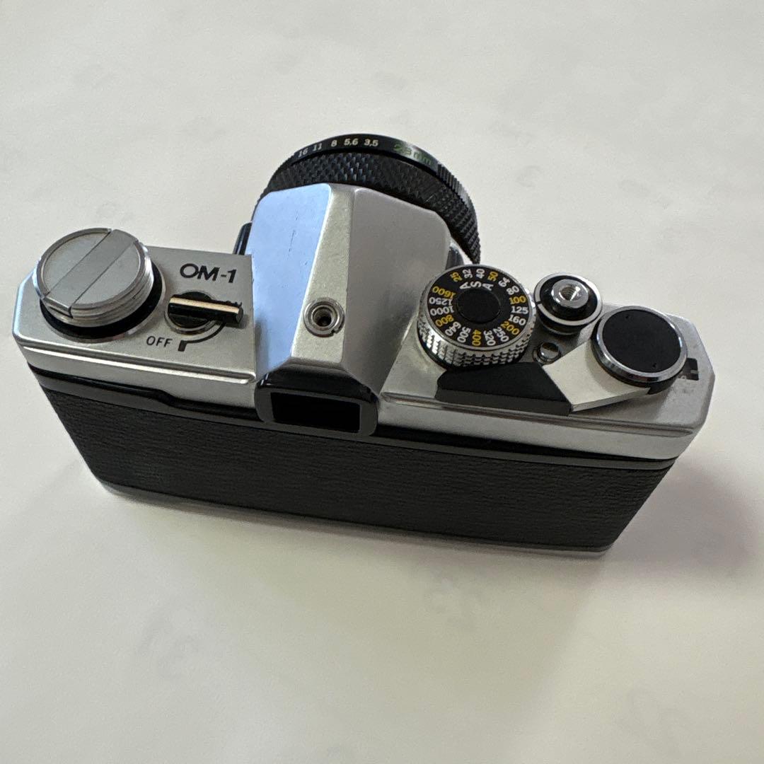 OLYMPUS OM-1 一眼レフカメラ　28ミリF3.5 付ジャンク