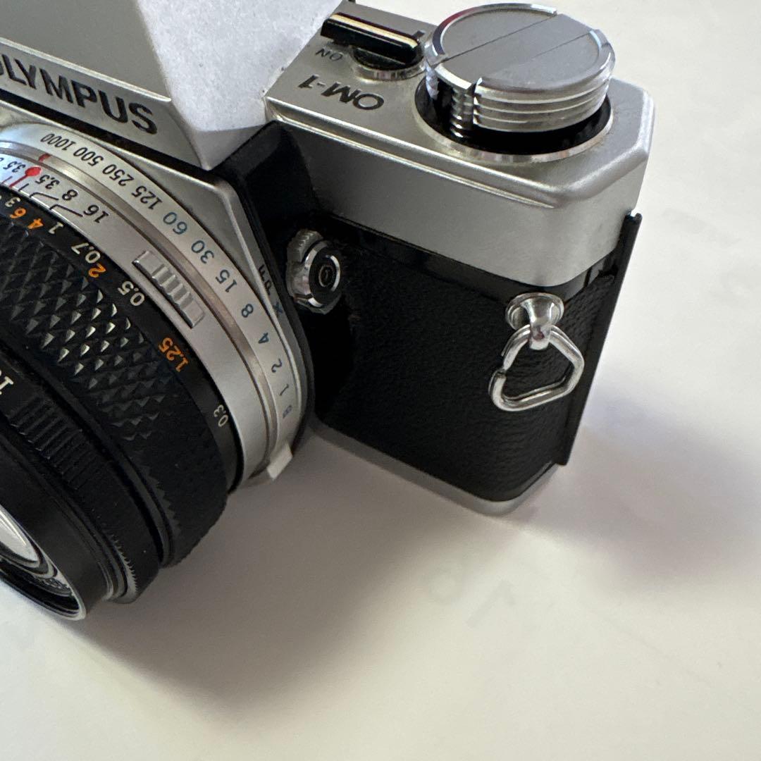 OLYMPUS OM-1 一眼レフカメラ　28ミリF3.5 付ジャンク