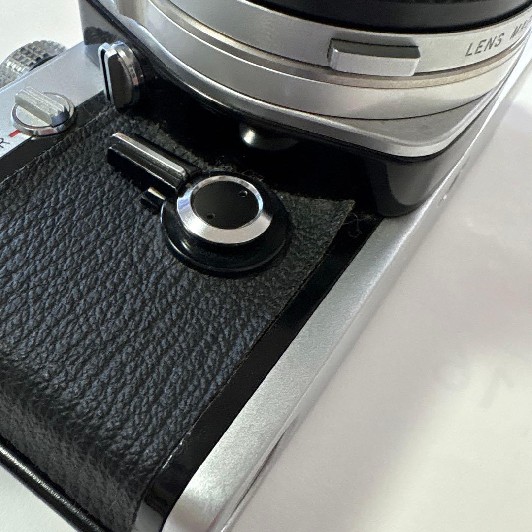 OLYMPUS OM-1 一眼レフカメラ　28ミリF3.5 付ジャンク