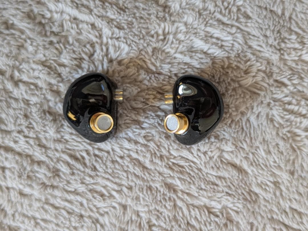 CCA / TRN イヤフォン ＋ 4.4mmバランスケーブル