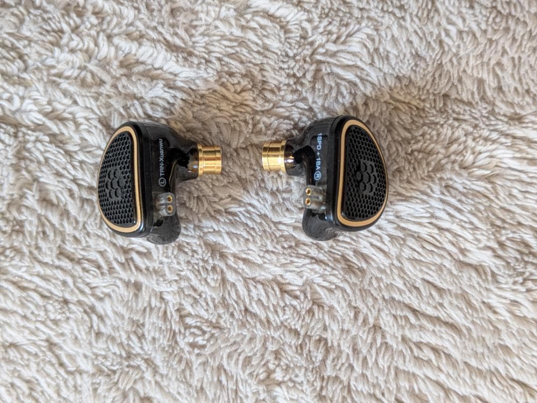 CCA / TRN イヤフォン ＋ 4.4mmバランスケーブル