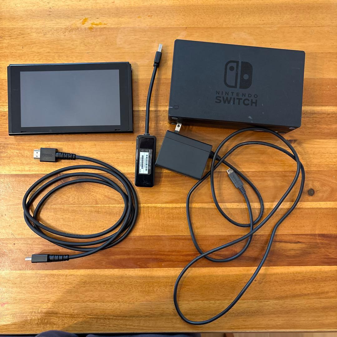 Nintendo Switch 本体　有線LANのコネクター付き　スイッチ