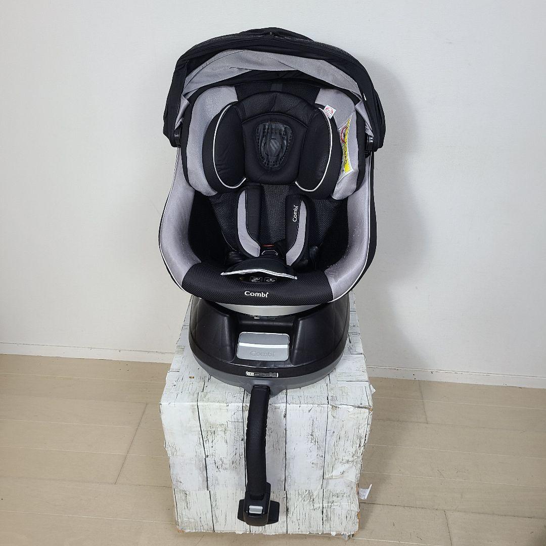 く*ん様 チャイルドシート　新生児から4才　ジュニアシート　コンビ