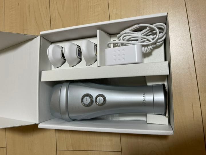 ヤーマン　レイボーテ