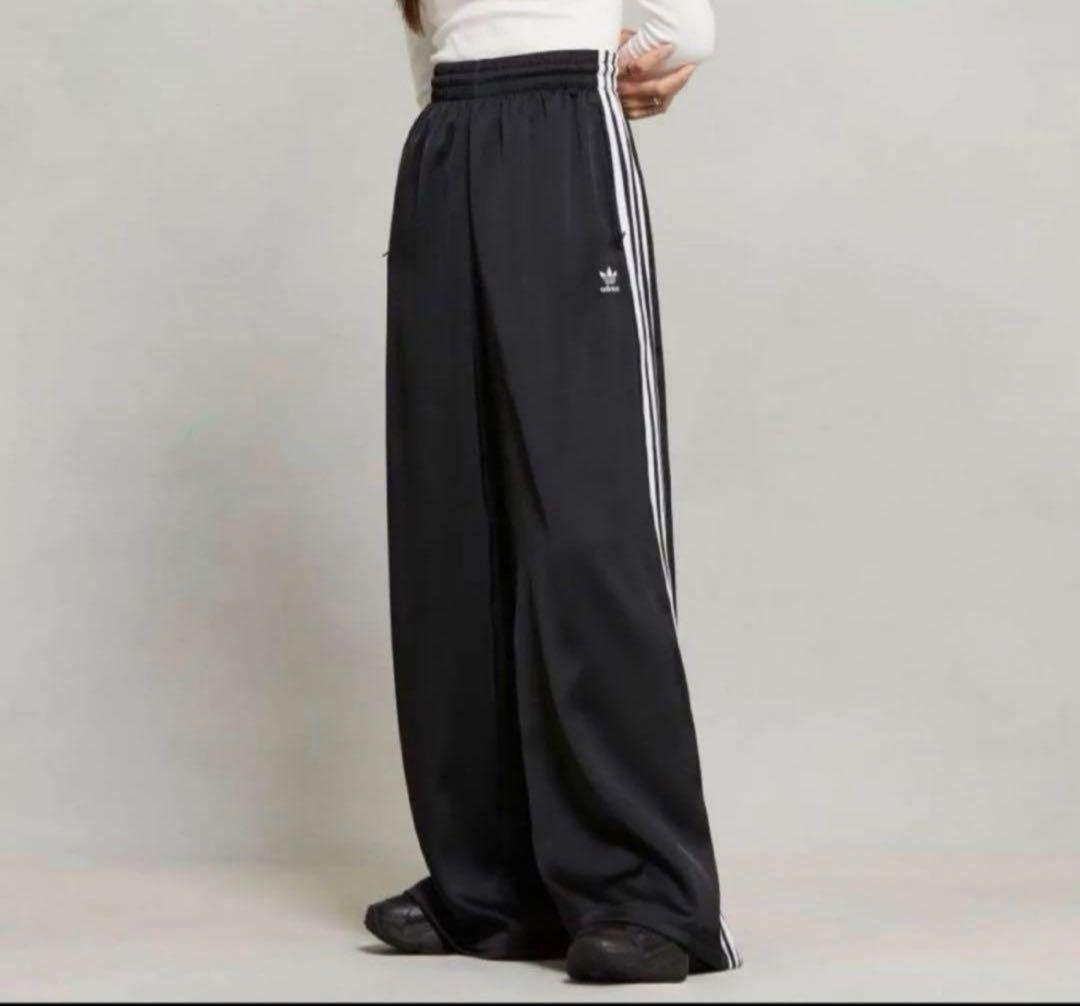 希少 adidas サテン ワイドレッグ トラックパンツ　y2k 新品未使用　Ｍ