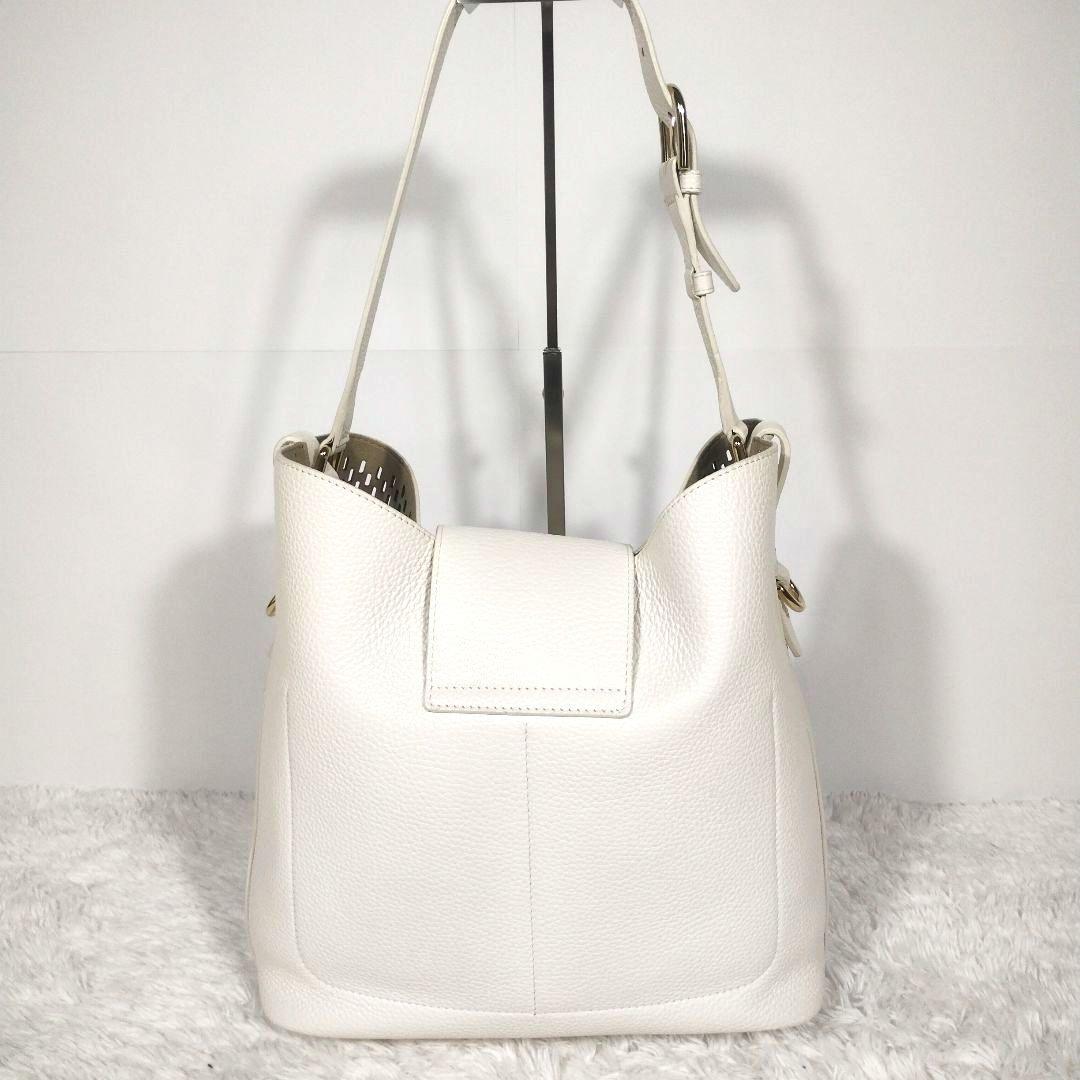 未使用級◎フルラ ネット M ホーボー ワンショルダー　パンチングレザー A4可