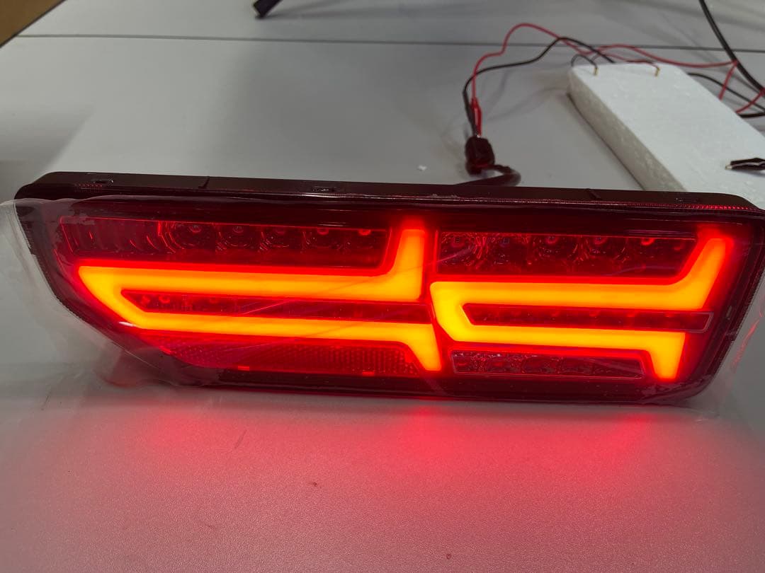 ジムニーJB64W/JB74W シーケンシャルウィンカー内蔵 LEDテールランプ