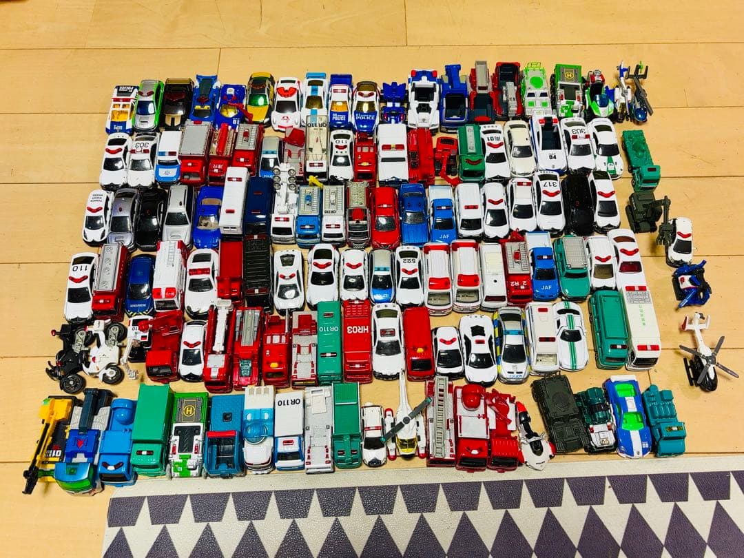 トミカセットE 約377台+オマケ付