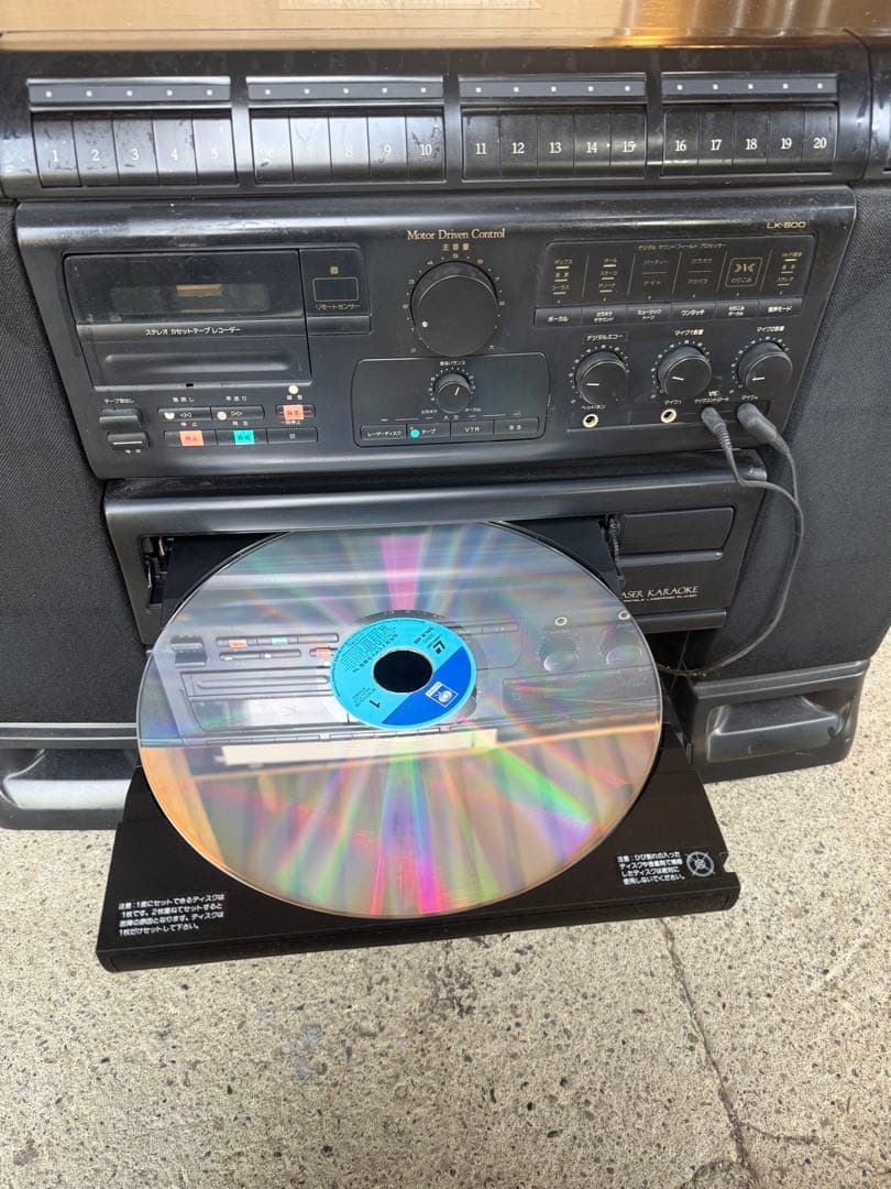 送料込み！Pioneer LK-800 レーザーカラオケシステム