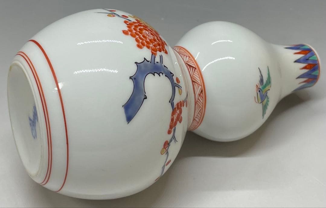 人間国宝　十四代　酒井田柿右衛門　濁手　梅鳥文　花瓶　共箱　栞　Y6466