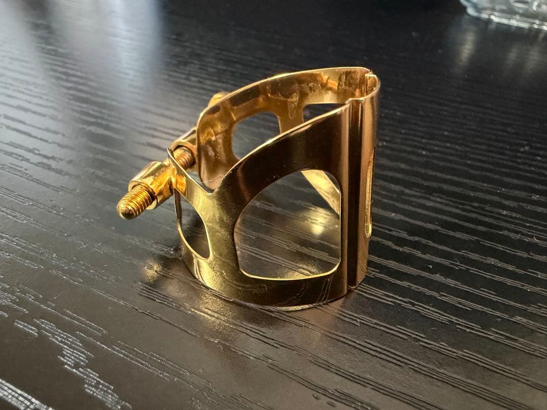 BGリガチャー　アルトサックス用　金メッキ