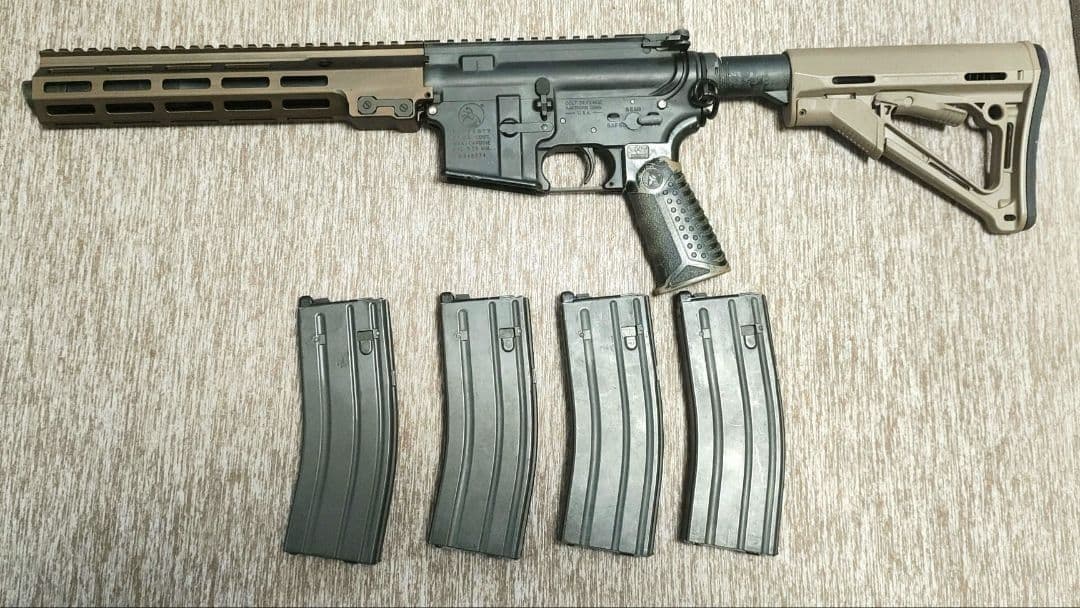 東京マルイ　M4MWS カスタム　純正マガジン4つ付属