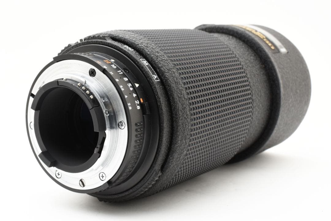 Nikon AF NIKKOR 80-200mm f/2.8 D ED　ニコン