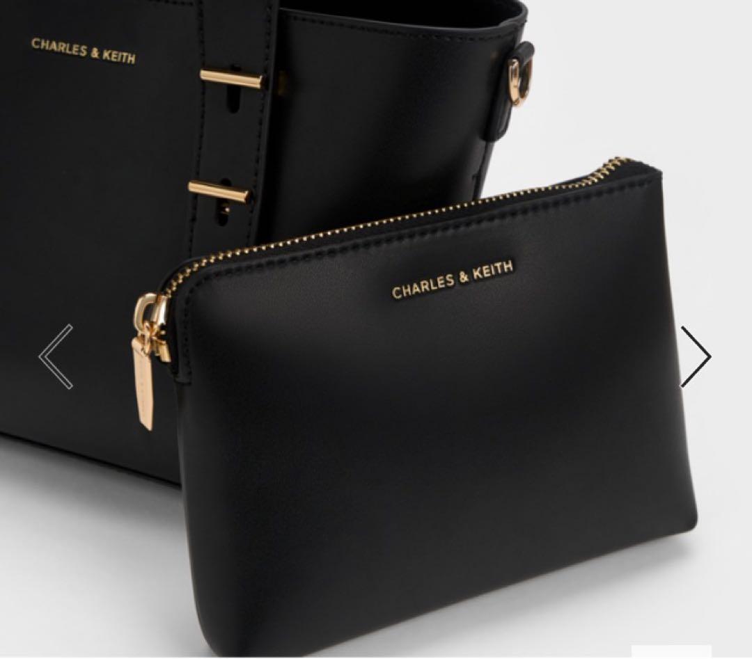 Charles & Keith ブラックハンドバッグ ダブルハンドル