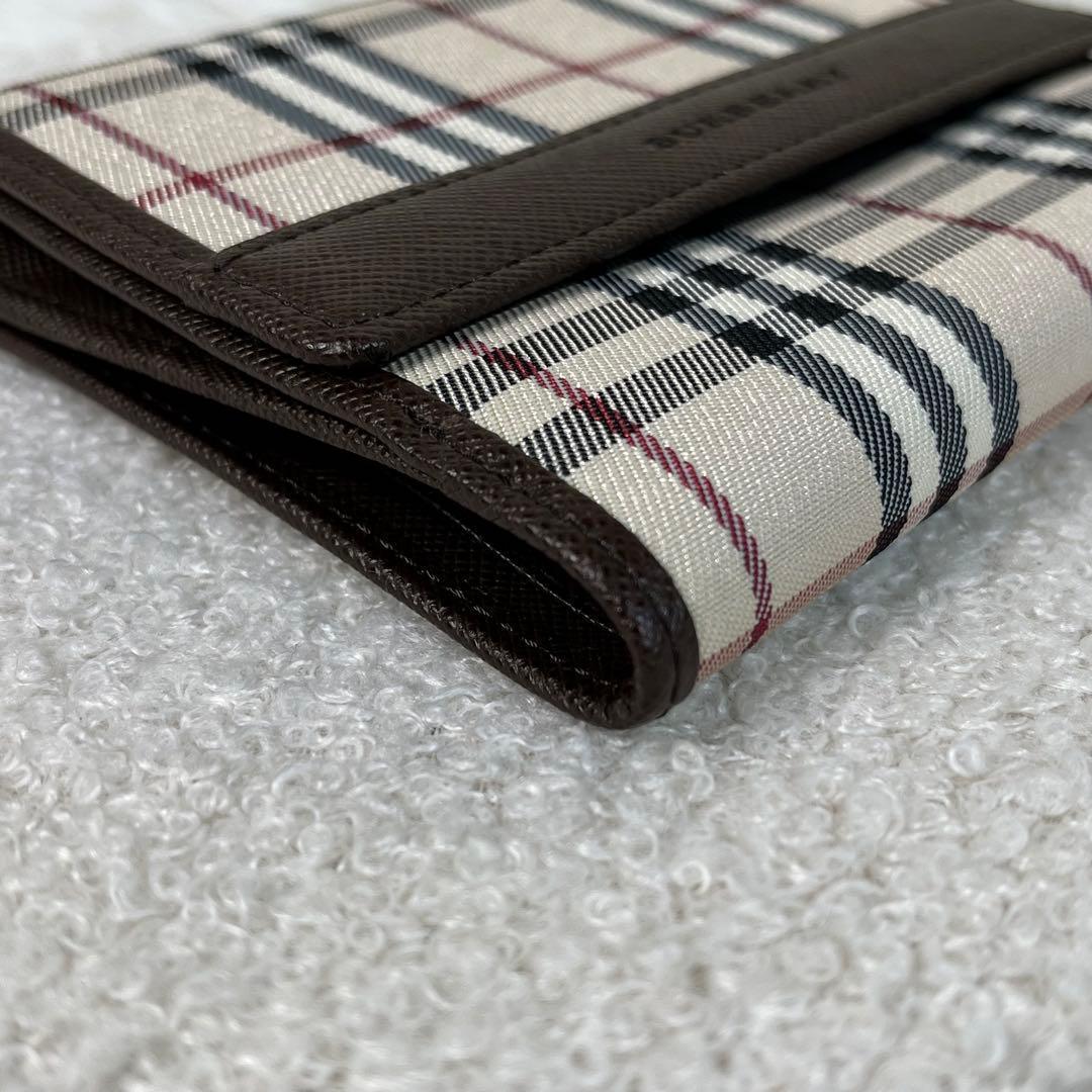 未使用級　BURBERRY　バーバリー　二つ折り財布　ノバチェック