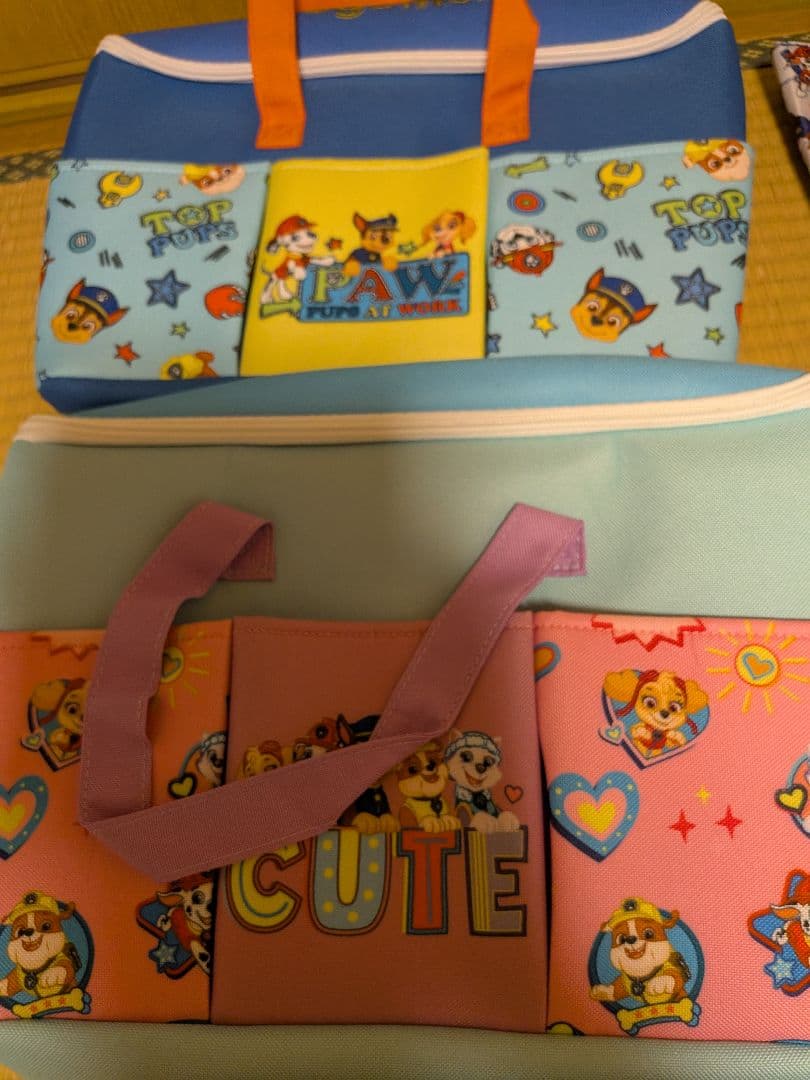 パウ・パトロール 大きなポッケ付きバスケット 　保冷カゴバッグ　ぬいぐるみポーチ