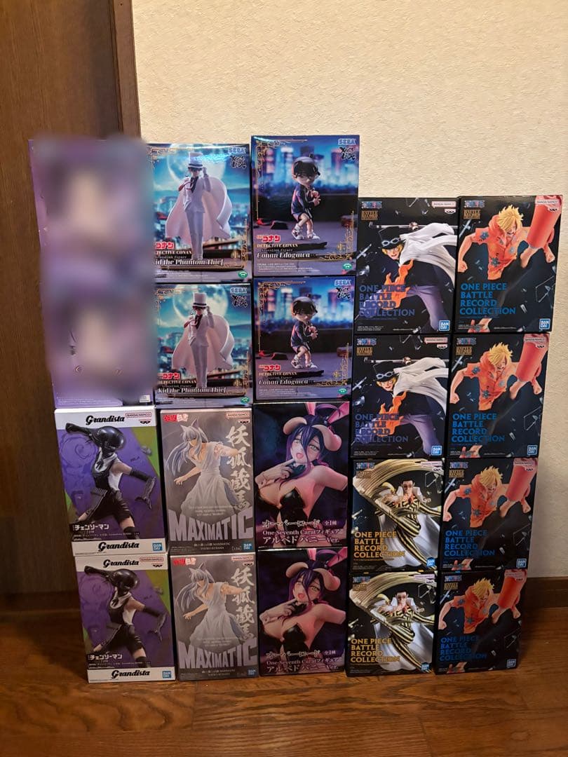 フィギュア18個まとめ売り　ワンピース　チェンソーマン　蔵馬　アルベド　コナン