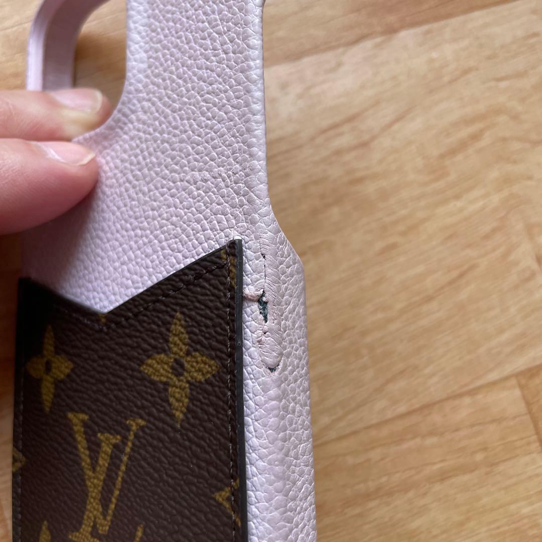 Louis Vuitton iPhone 13 Pro ケース