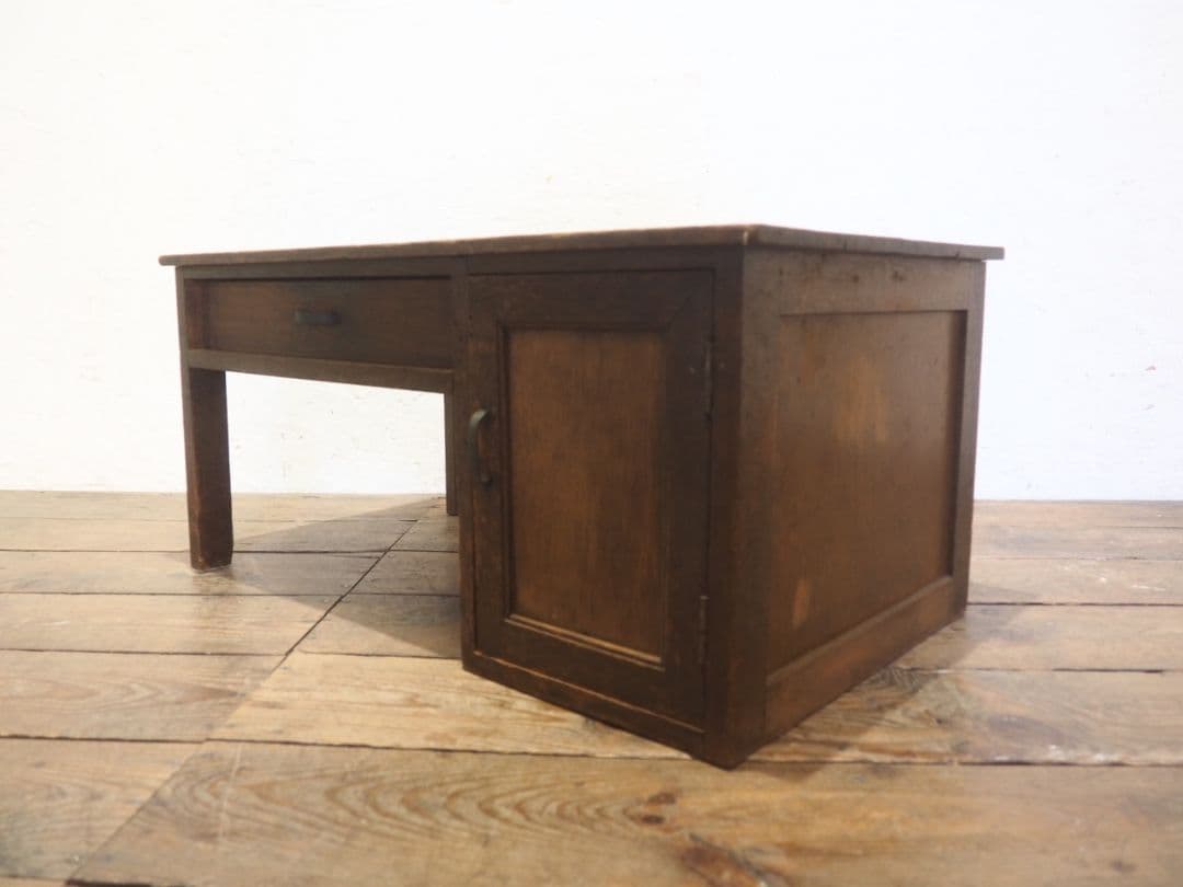 1232 アンティーク　ロータイプの片袖机　文机　引き出し　レトロ　テーブル