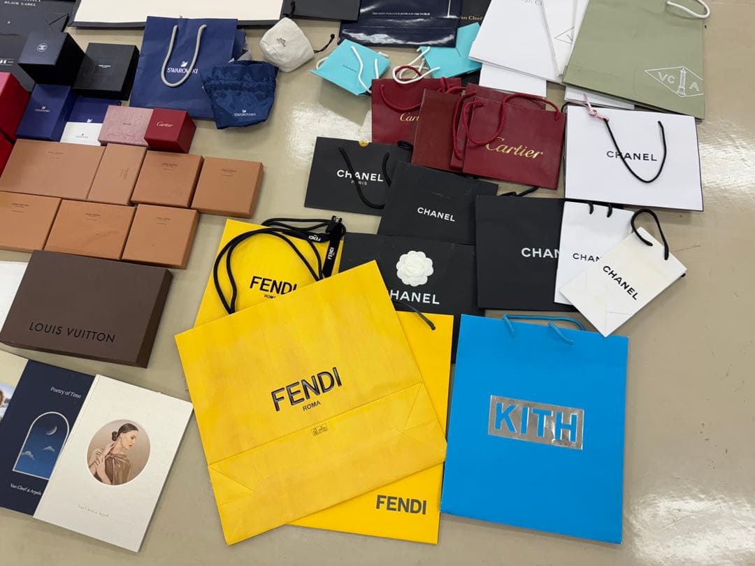 ブランドショッパー　ジュエリーケース　時計空箱　コマ　まとめ売り