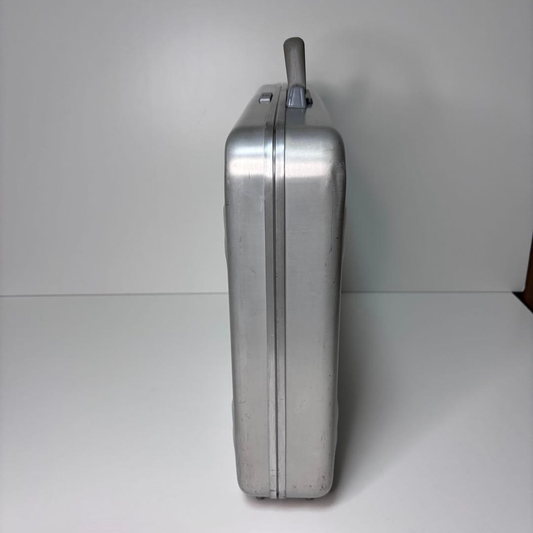 ZERO HALLIBURTON ゼロハリバートン アタッシュケース ダイアル